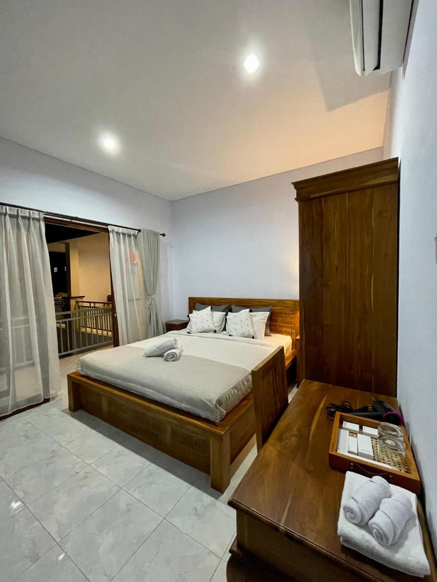 Chua Guest House Canggu Экстерьер фото